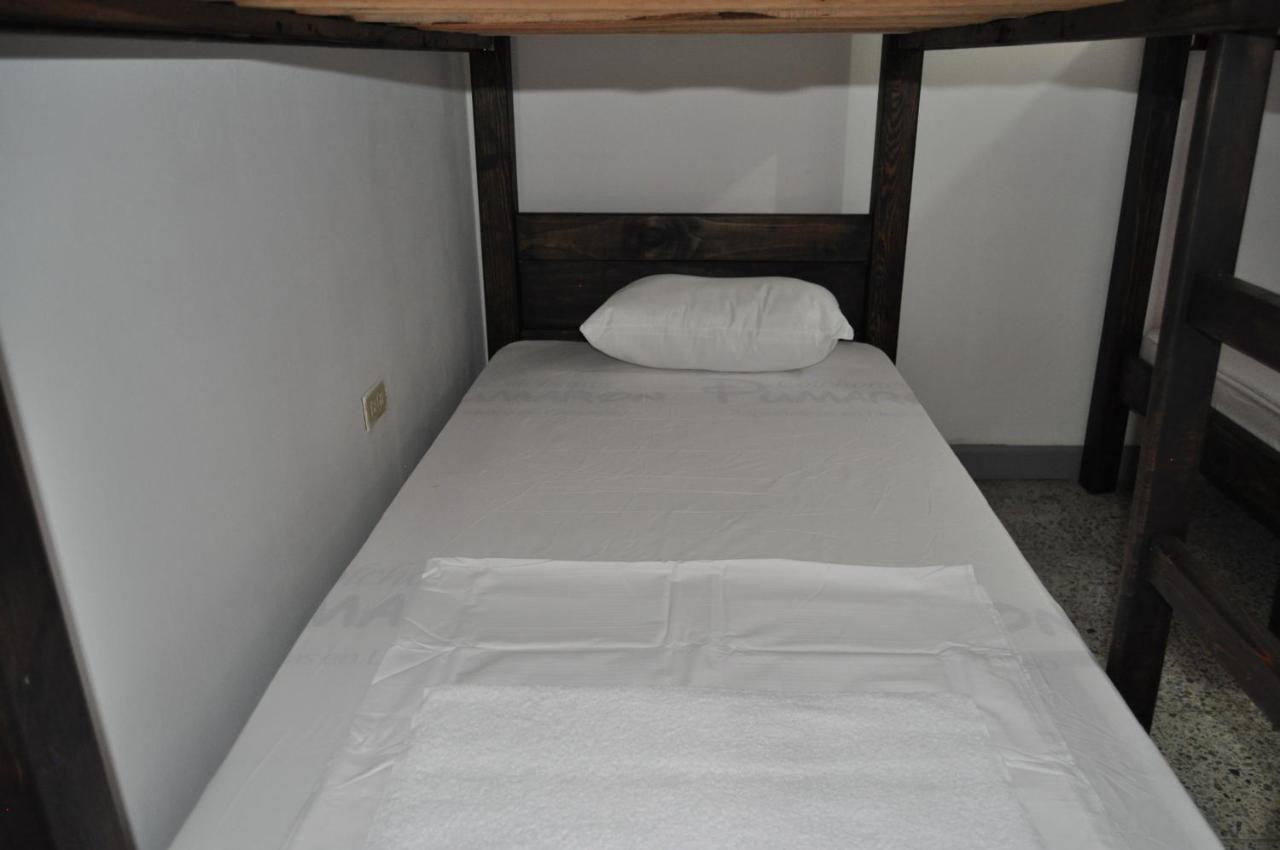 La Clave Hostel Cali Extérieur photo